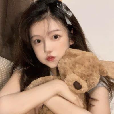 与鲨鱼游弋